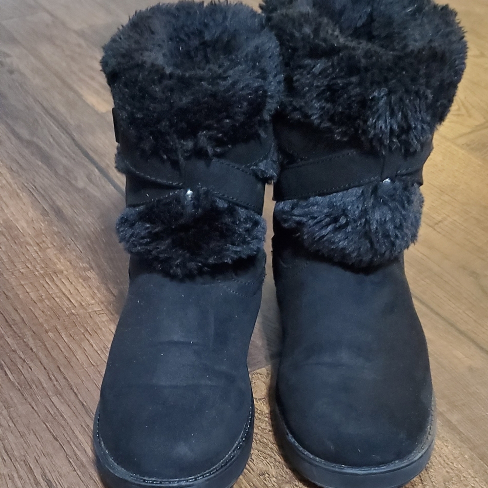 GUESS Boots - Picture 2 of 5